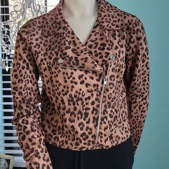 Active USA Leopard Print Moto Jacket - Picture 6 of 12